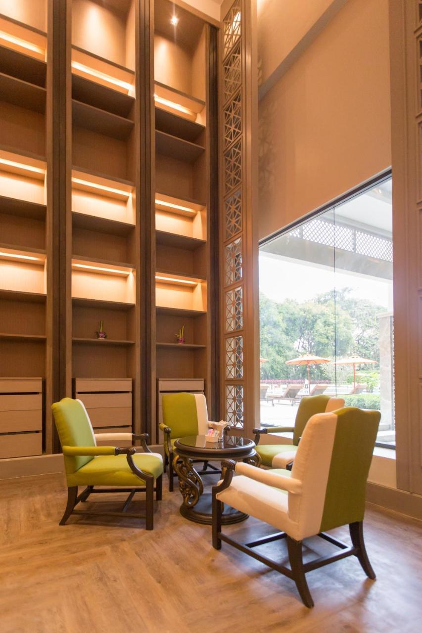The Heritage Chiang Rai Hotel And Convention Exterior foto The interior of the lounge